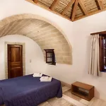 Bastione Malvasia 호텔 3*
