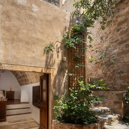 Bastione Malvasia 모넴바시아