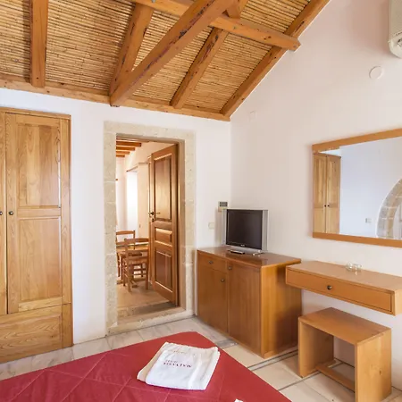 Bastione Malvasia 3* Monemvasía