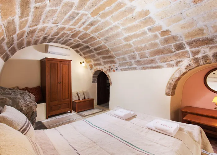 Bastione Malvasia 3* Monemvasía