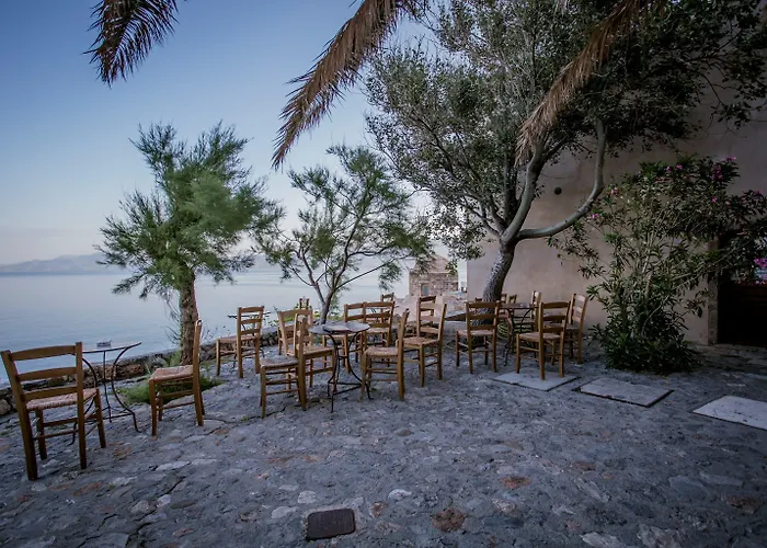 Hotel Bastione Malvasia 3*